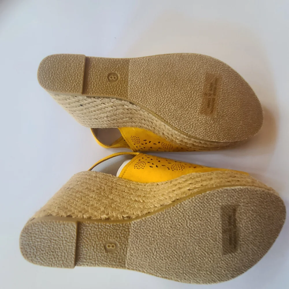 Refresh Yellow Perforated 4 In Wedge Sandals Size 8